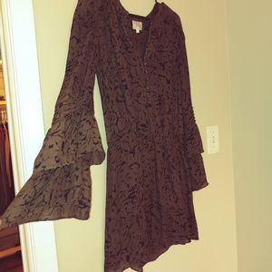 Parker Bell Sleeve Shatter Dress